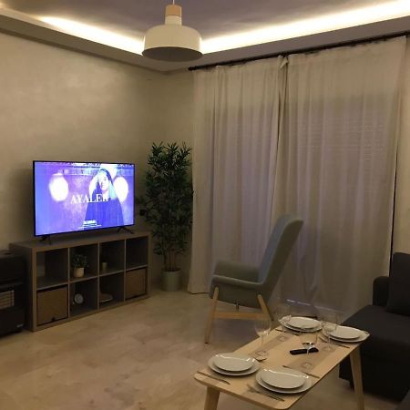Superbe Appartement Uniquement Pour Les Familles Marrakesh Eksteriør billede