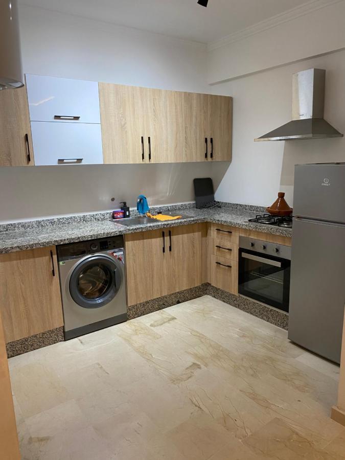 Superbe Appartement Uniquement Pour Les Familles Marrakesh Eksteriør billede