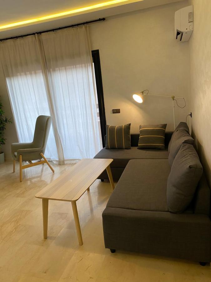Superbe Appartement Uniquement Pour Les Familles Marrakesh Eksteriør billede